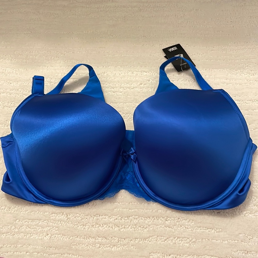 Brand new with tags Torrid curve, push-up T-shirt bra